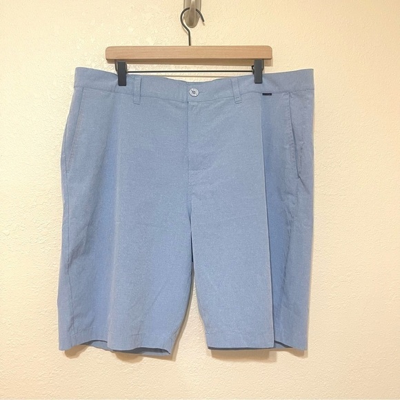 Travis Mathew Blue Beck Short Size 40 Men - Picture 3 of 10